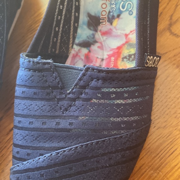 Ladies, BOBS size 6 - Picture 7 of 7